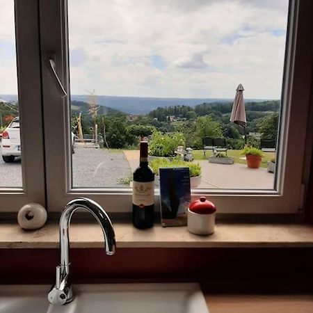 Apartamento Le Calme De La Prairie De Lieja Exterior foto